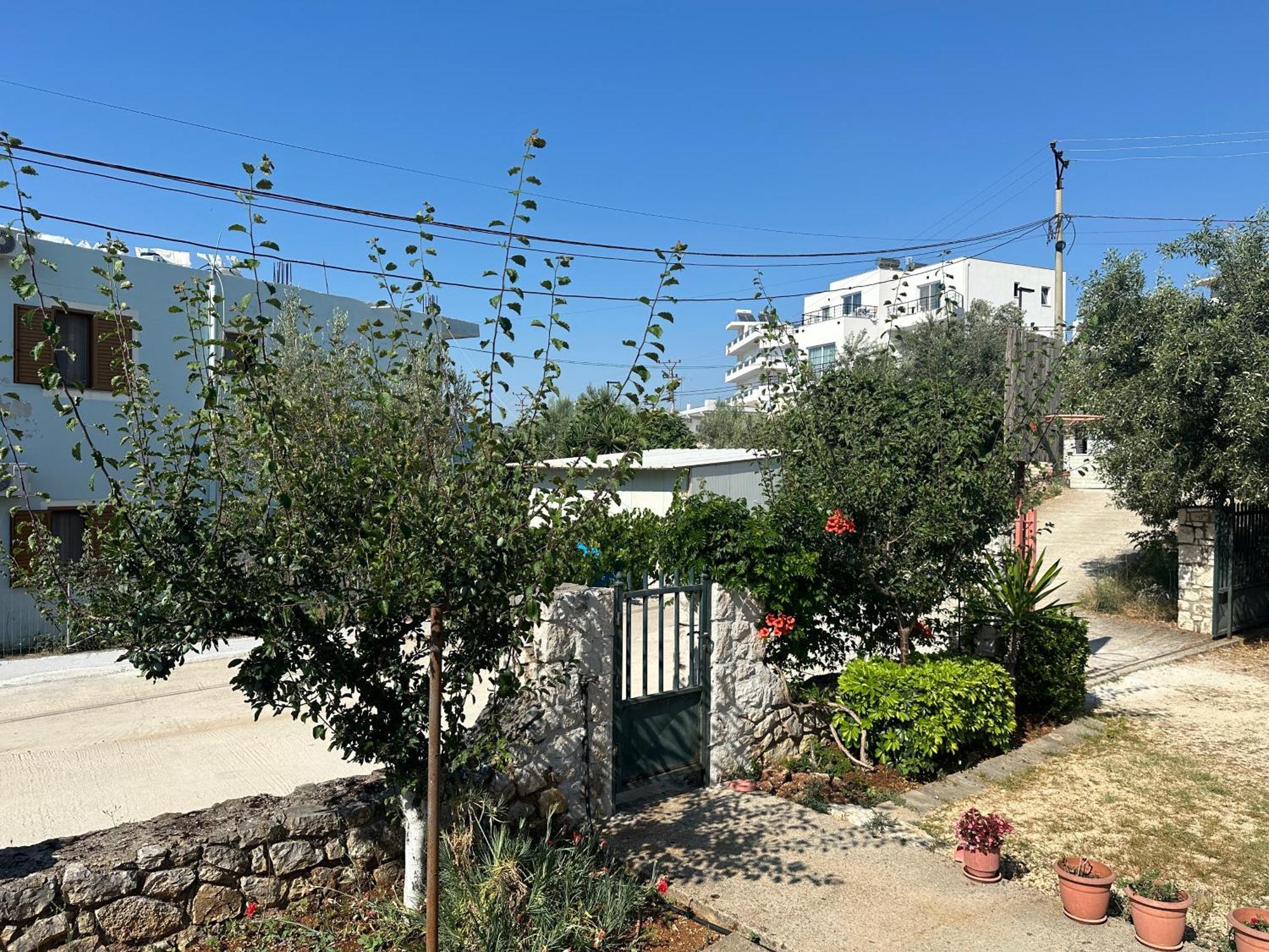 Leilighet Meleqi
